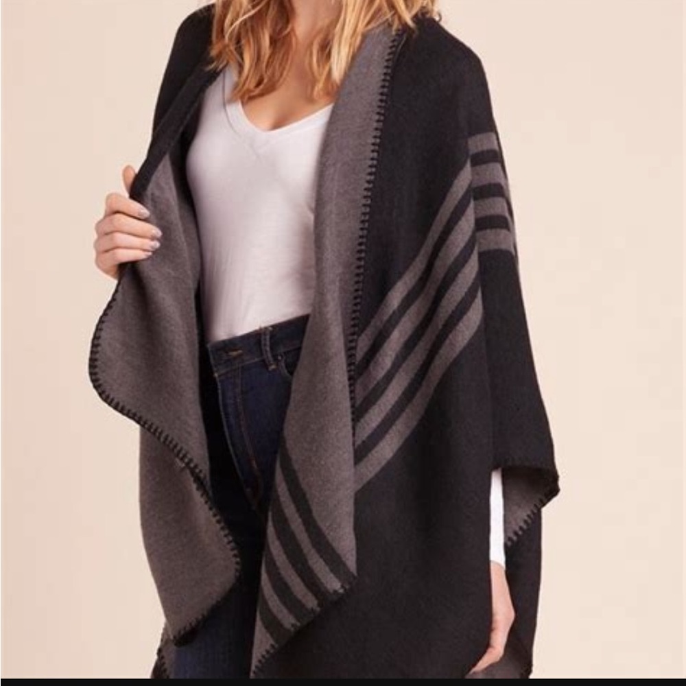 Reversible Poncho - Picture 3 of 4